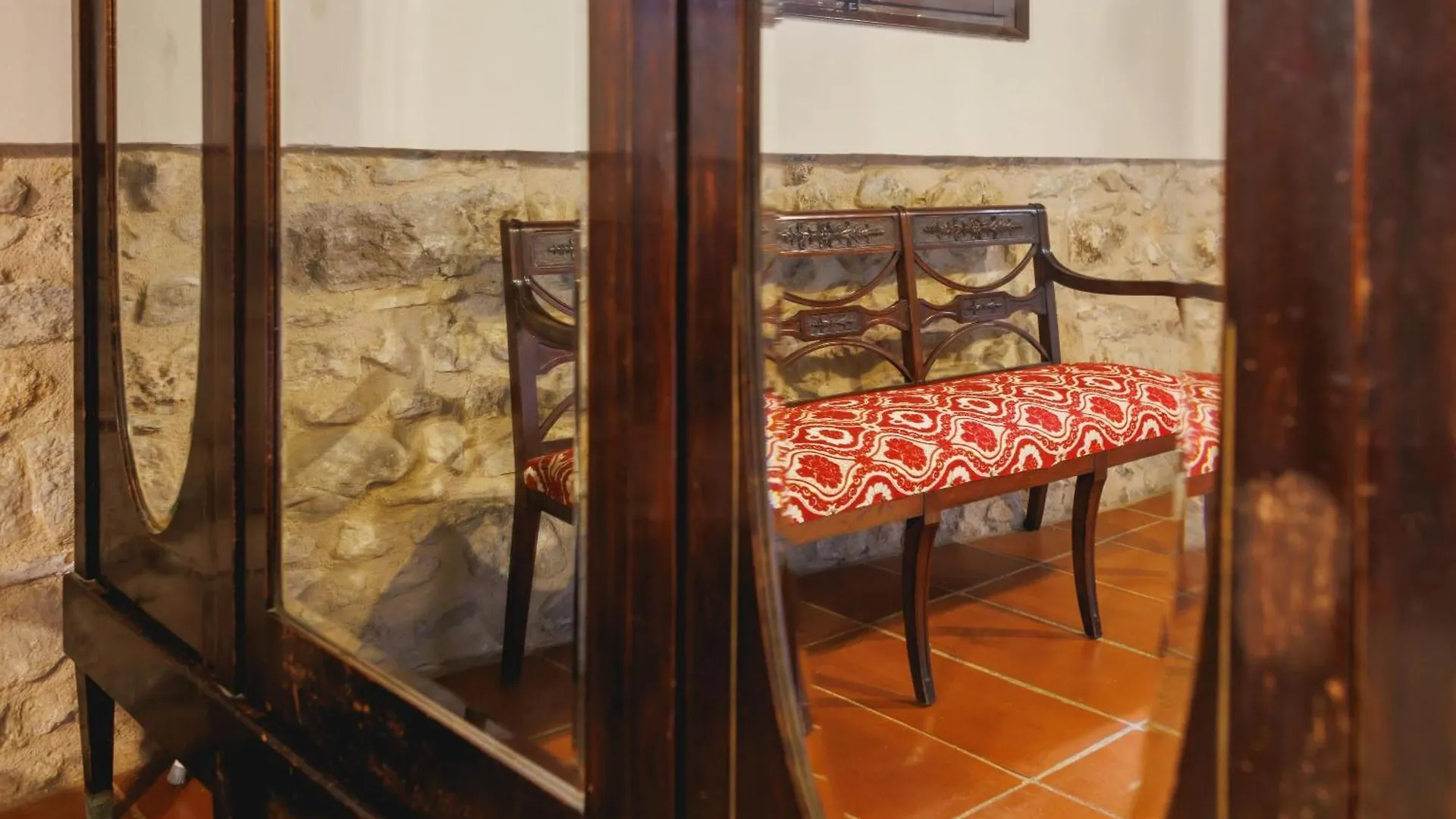 Bravissimo Girona 1593, Medieval Charm Spain